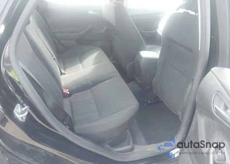 2016 Ford Focus Se из США, поврежденный, VIN 1FADP3F2XGL387890